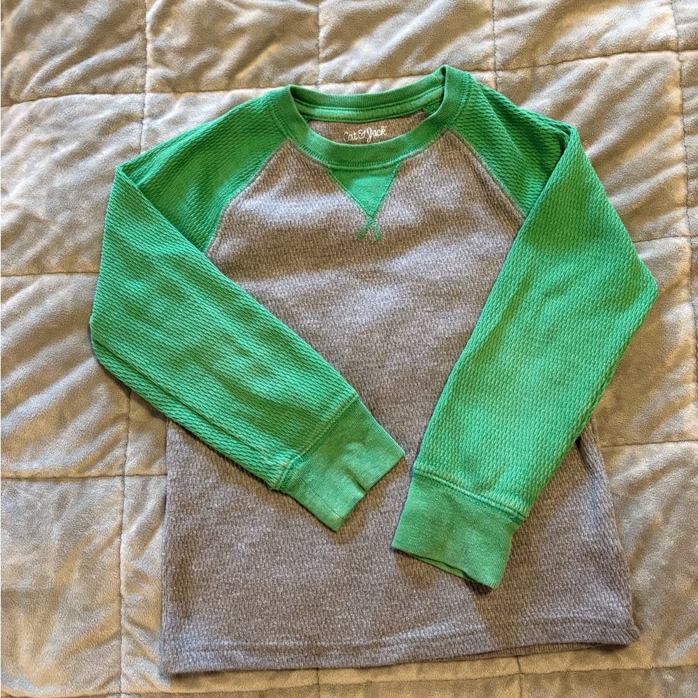 Cat & Jack Kids Long Sleeve Shirt in Green and Gray